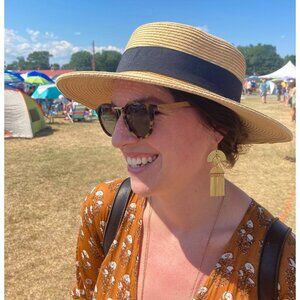 Meet your Posher, Maddy